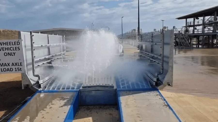 wheel washing system for trucks